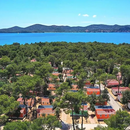 Kemping Mobile Saky,